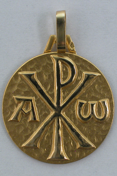 Médaille massive légère Chrisme 18 carats 18 mm