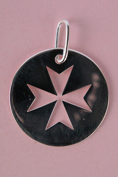 Médaille Croix Malte Découpé