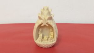 Crèche de Madagascar - Ananas
