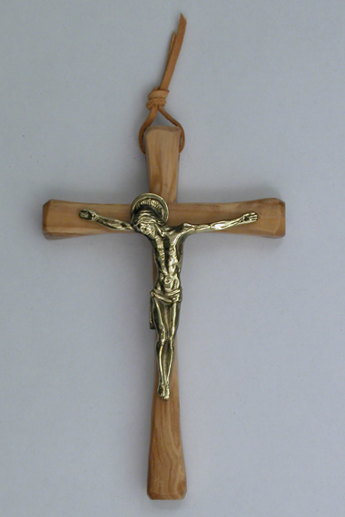 Croix en Olivier avec Christ