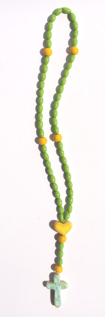 Chapelet coeur jaune
